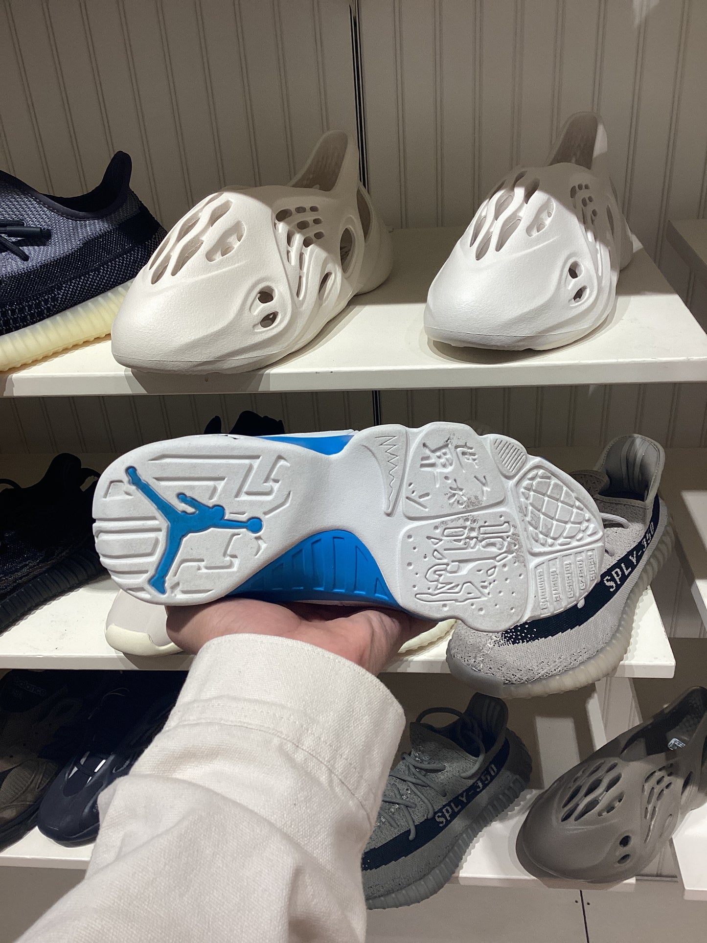 Air Jordan 9 Retro GS Powder
Blue 2024 (PRE-OWNED)