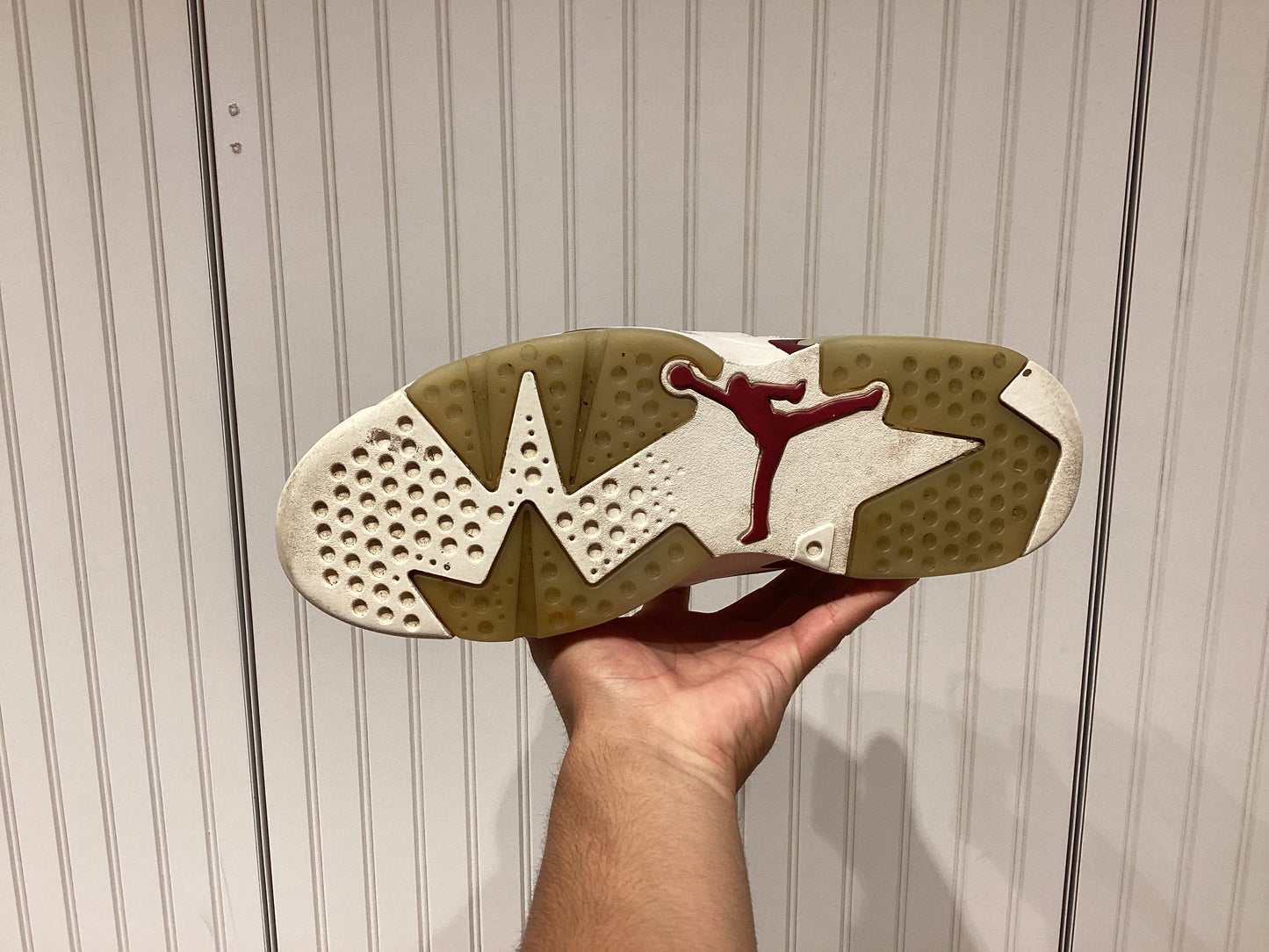 Air Jordan 6 Retro Maroon 2015 (PRE-OWNED)
