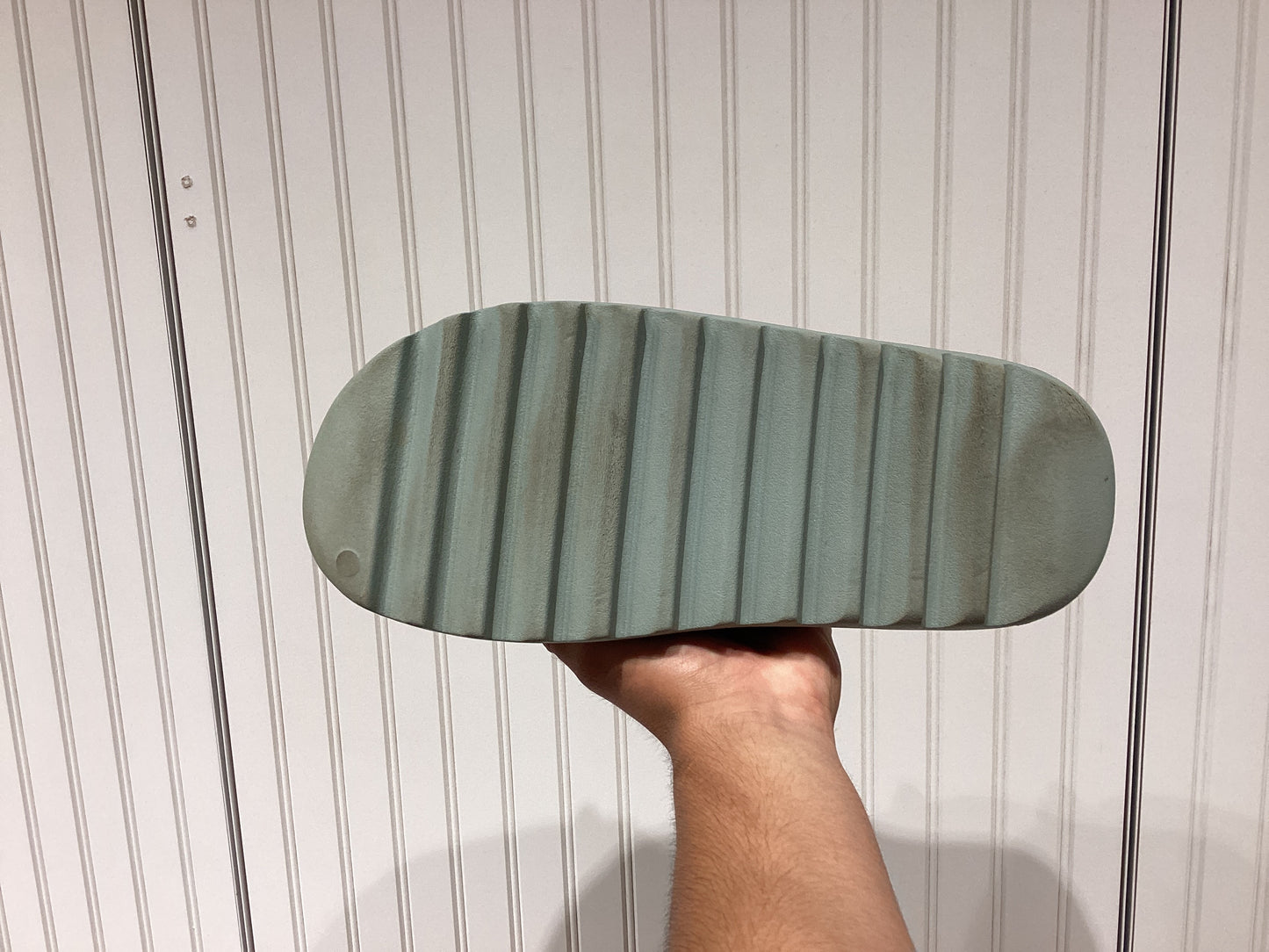 adidas Yeezy Slides Salt (PRE-OWNED)