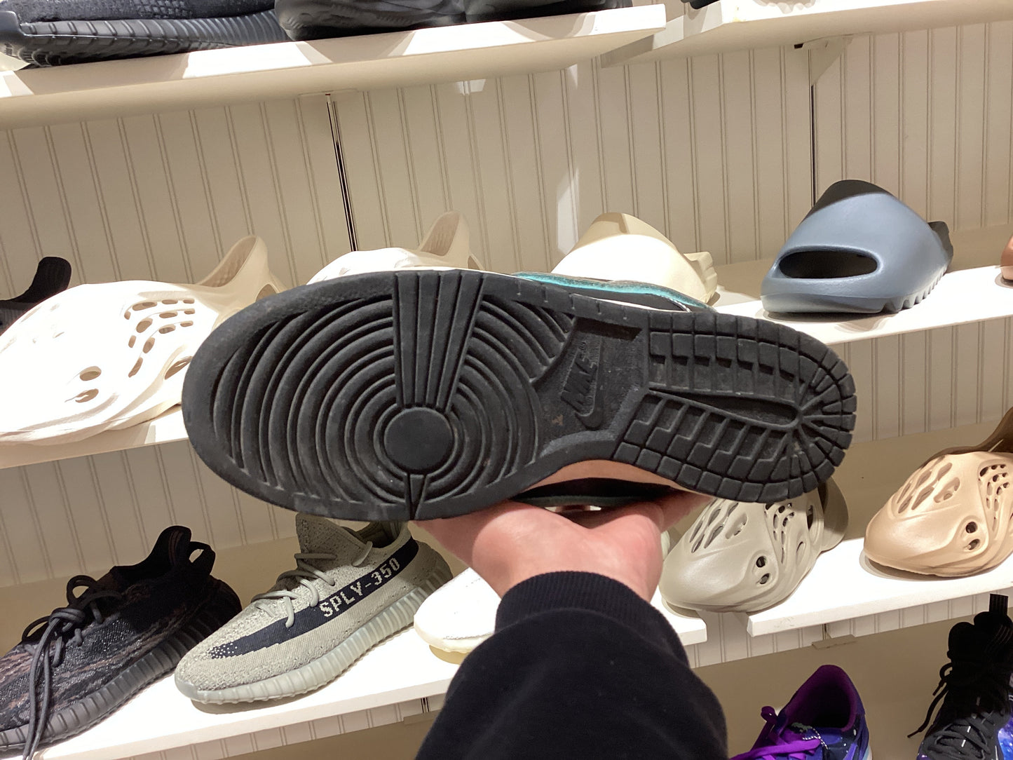 Diamond Supply Co. x Nike Dunk
Low Pro SB Black Diamond (PRE-OWNED)