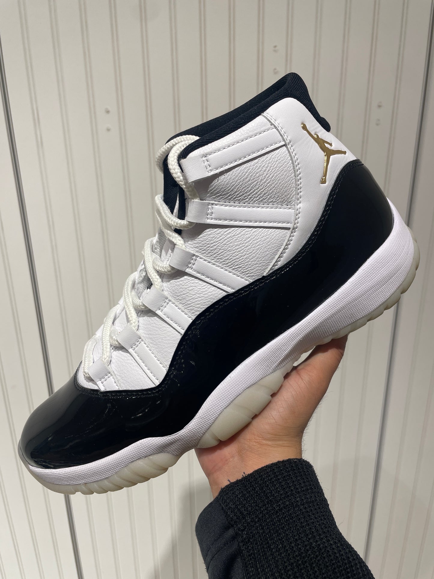 Jordan 11 Retro Defining Moments (PRE-OWNED)