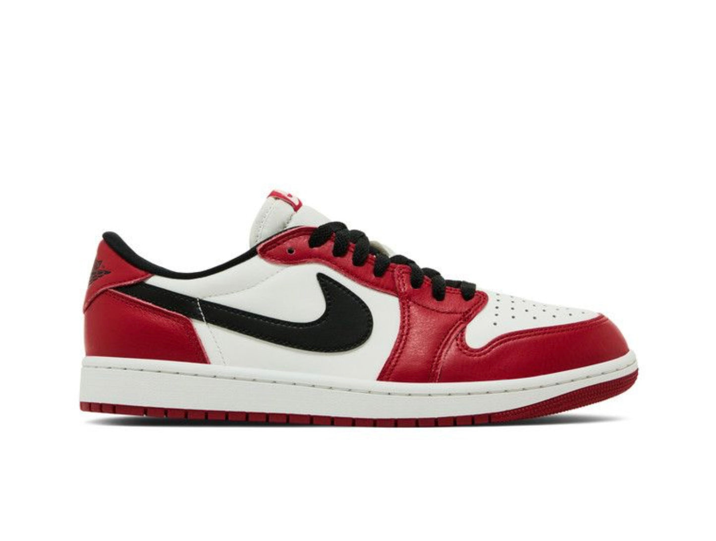 Air Jordan 1 Retro Low OG Chicago 2025