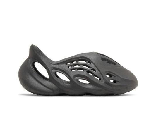 Yeezy Foam Runner Onyx (PRE-OWNED)