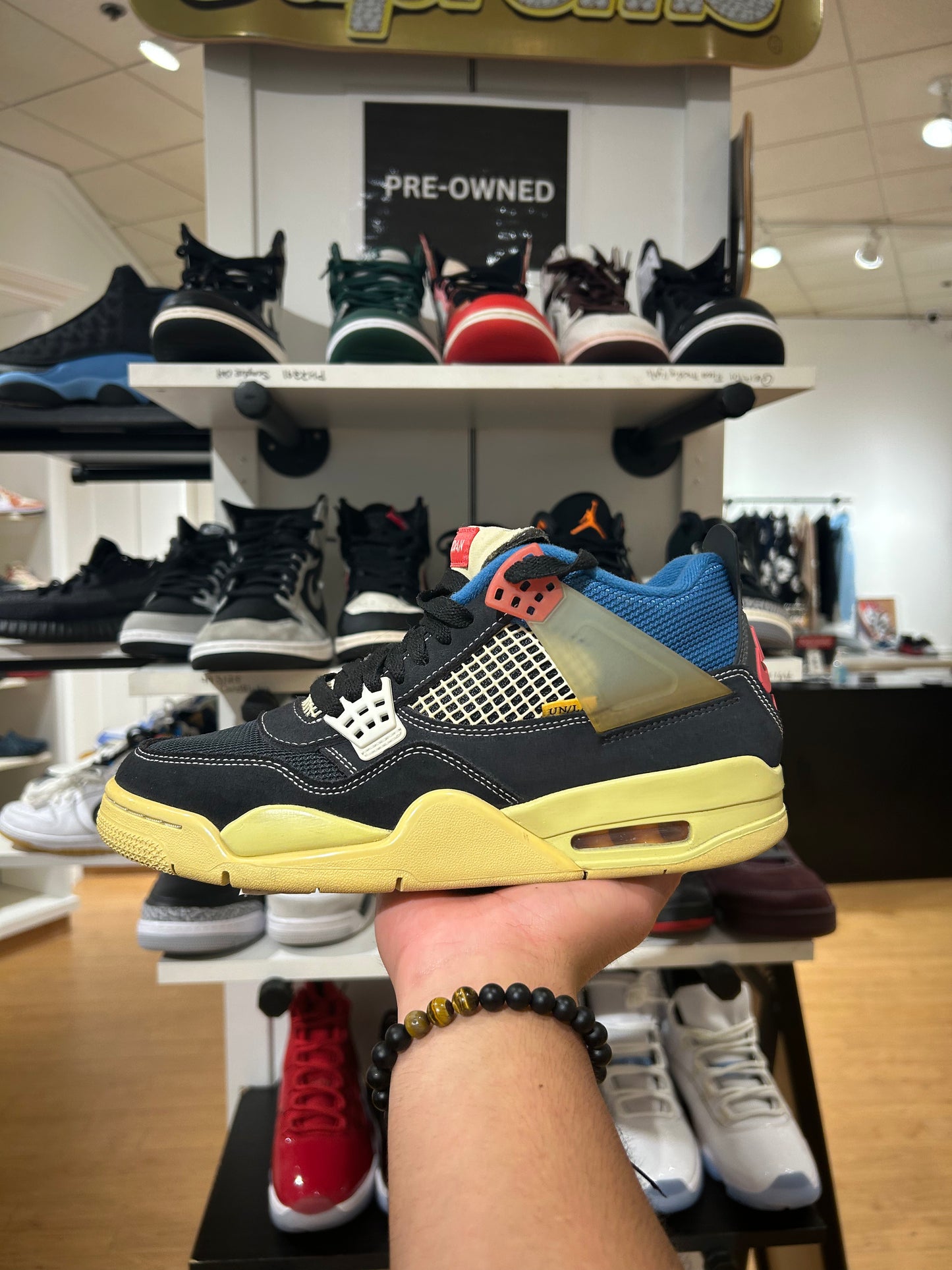 Jordan 4 Union Off Noir (PREOWNED)