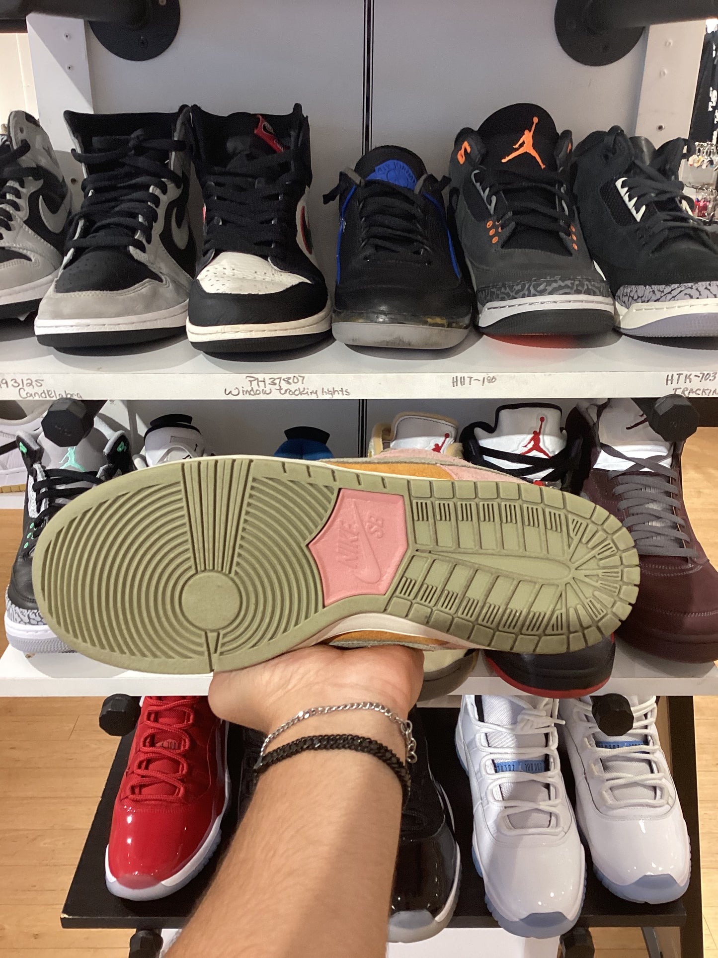 Dunk Low SB Red Stardust (PRE-OWNED)