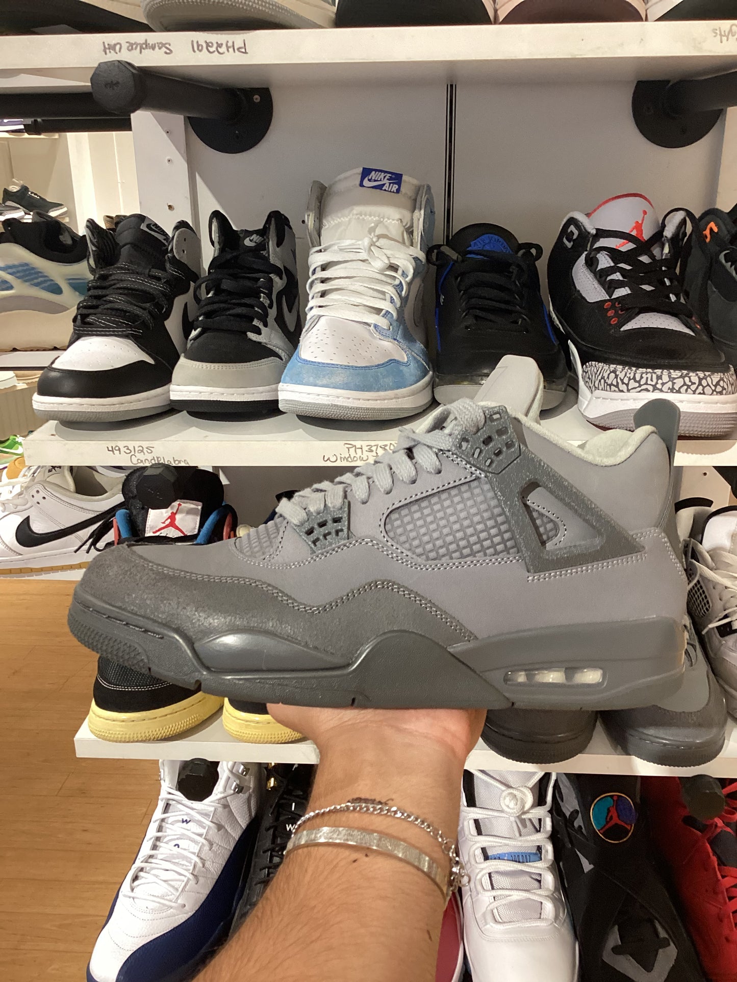 Jordan 4 Wet Cement (PRE-OWNED)