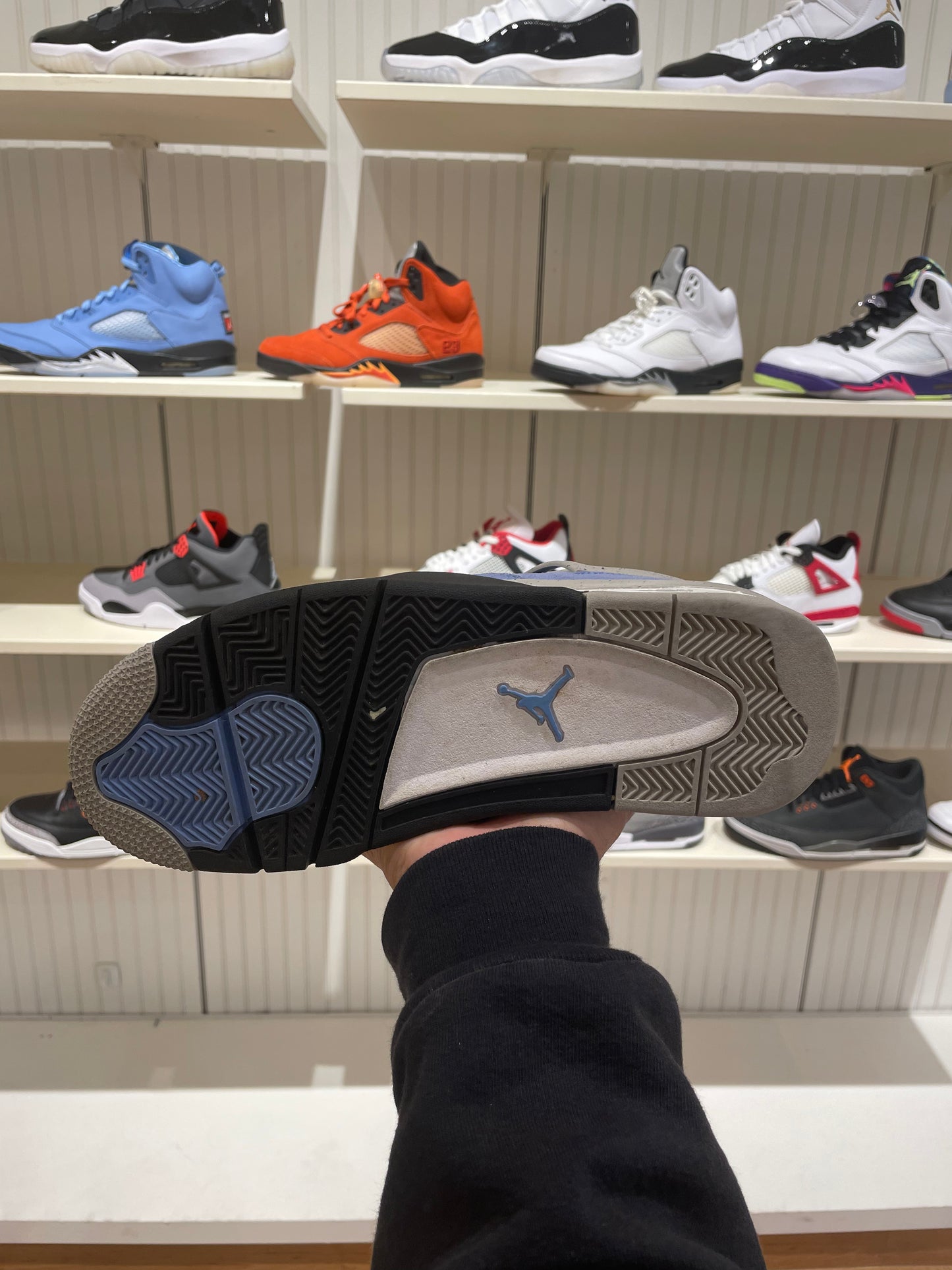 Jordan 4 University Blue (PRE-OWNED)