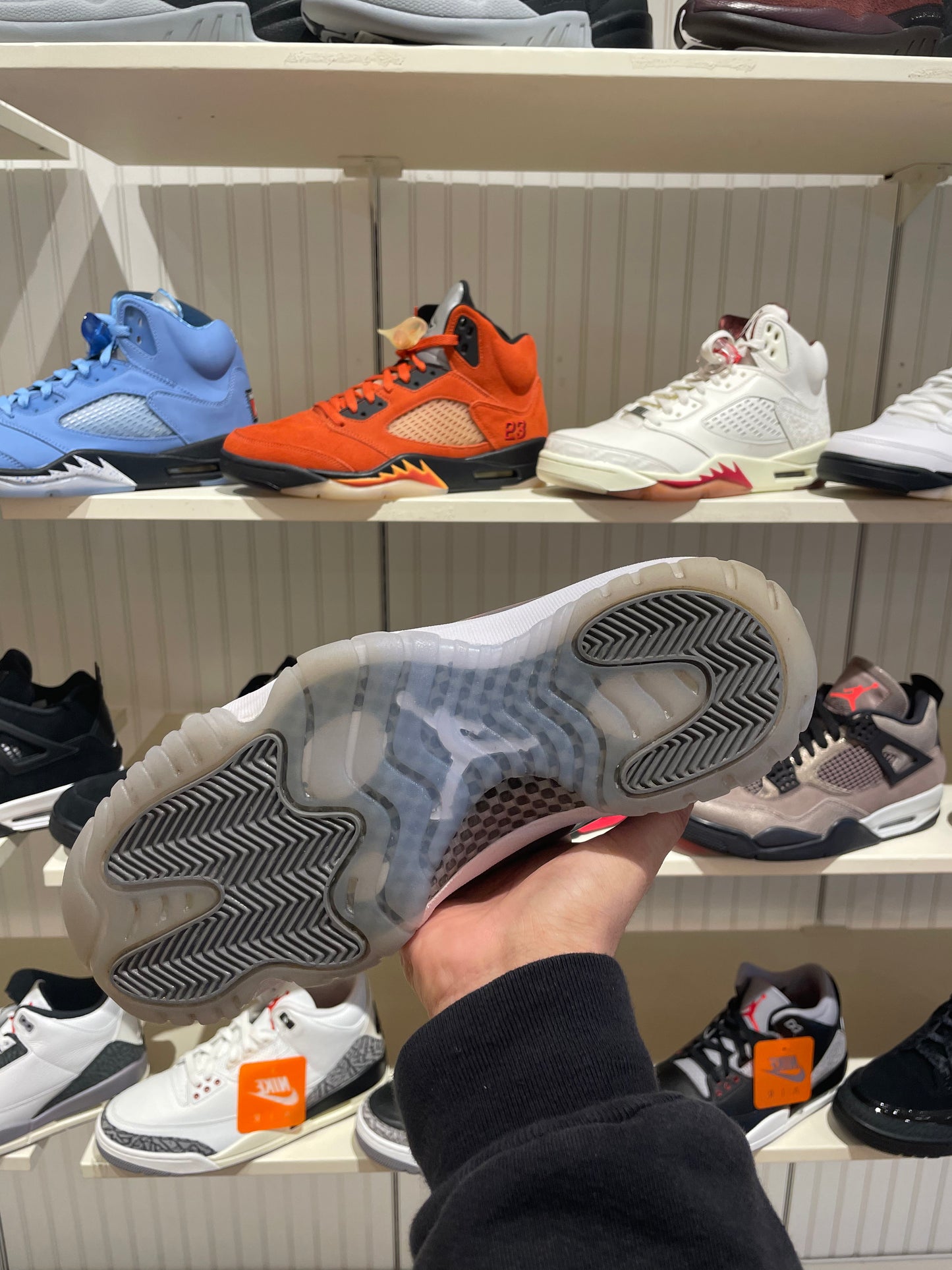 Jordan 11 Cool Grey (PRE-OWNED)