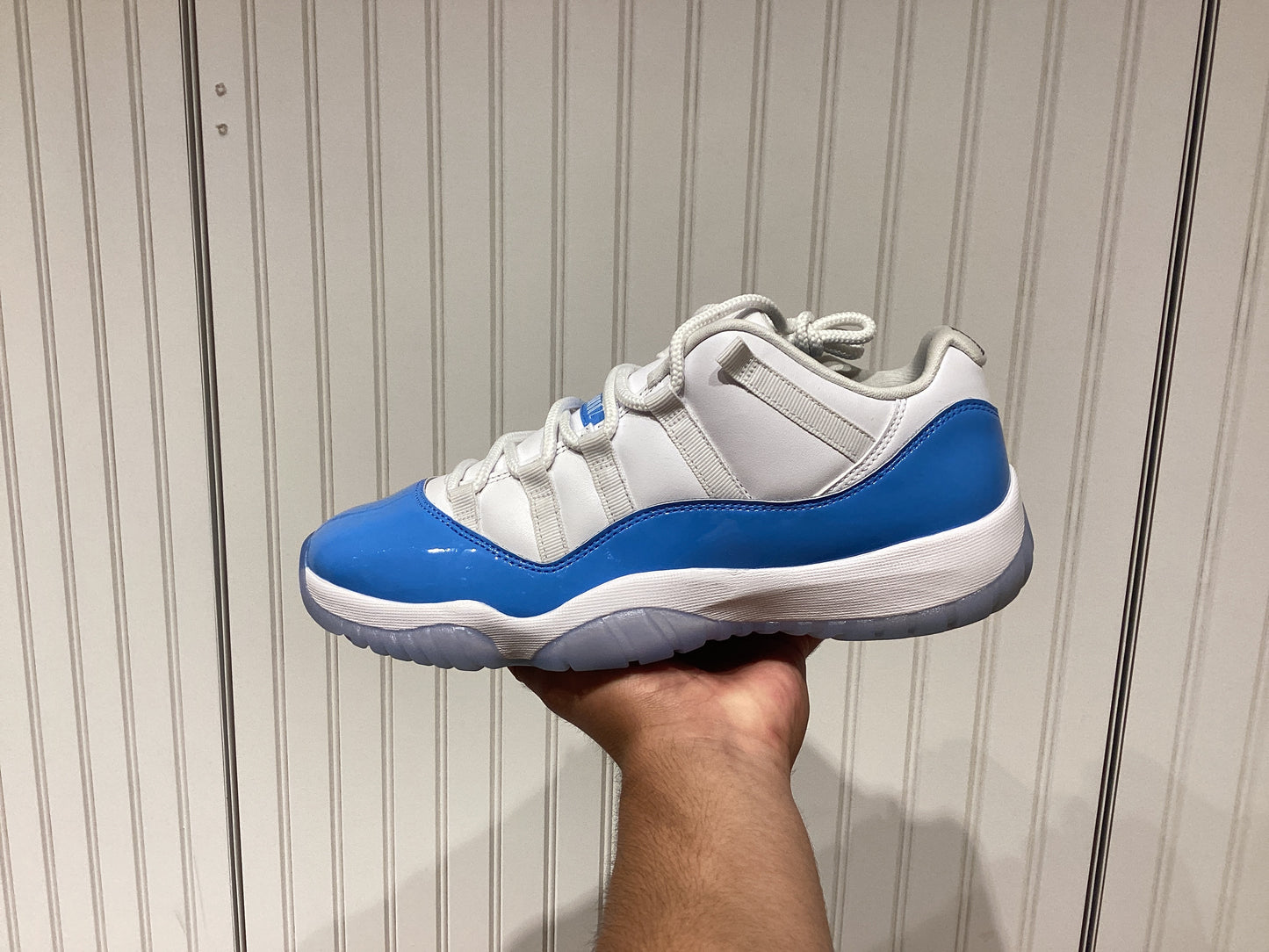 Air Jordan 11 Retro Low UNC 2026 (PRE-OWNED)