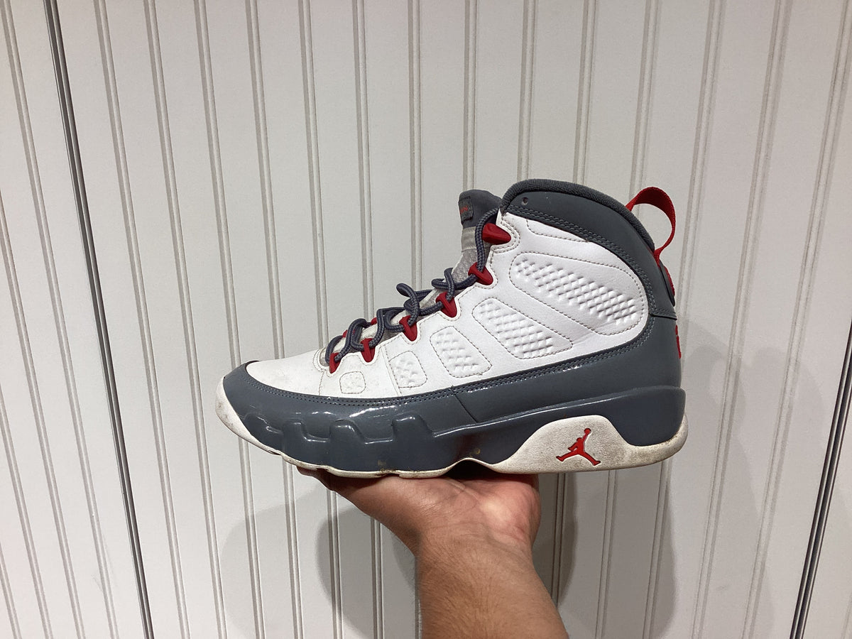 Air Jordan 9 Retro Fire Red (PRE-OWNED)