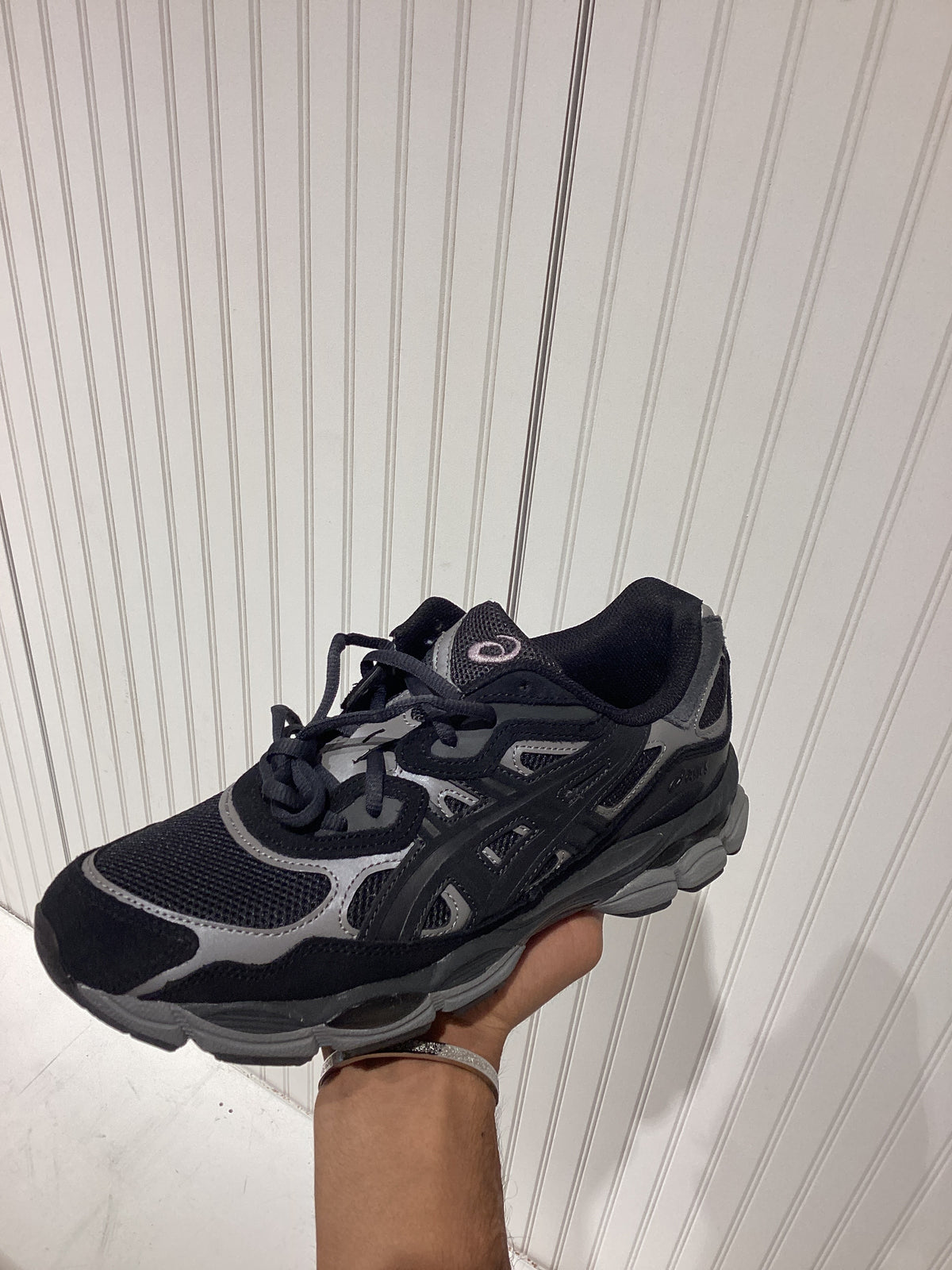 ASICS Gel NYC 'Graphite Grey
Black'(PRE-OWEND)
