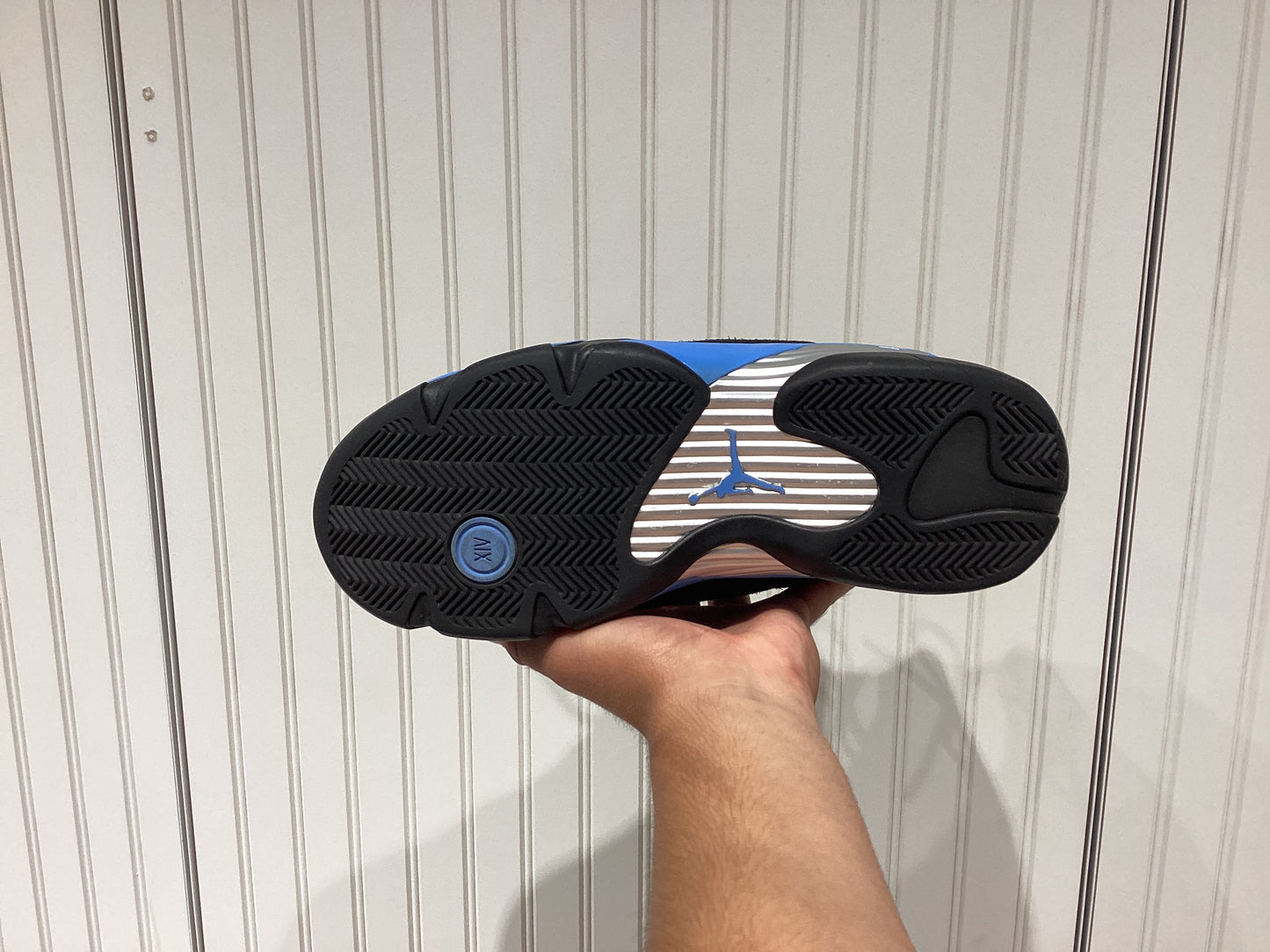 Air Jordan 14 Retro Black
University Blue 2026 (PRE-OWNED)