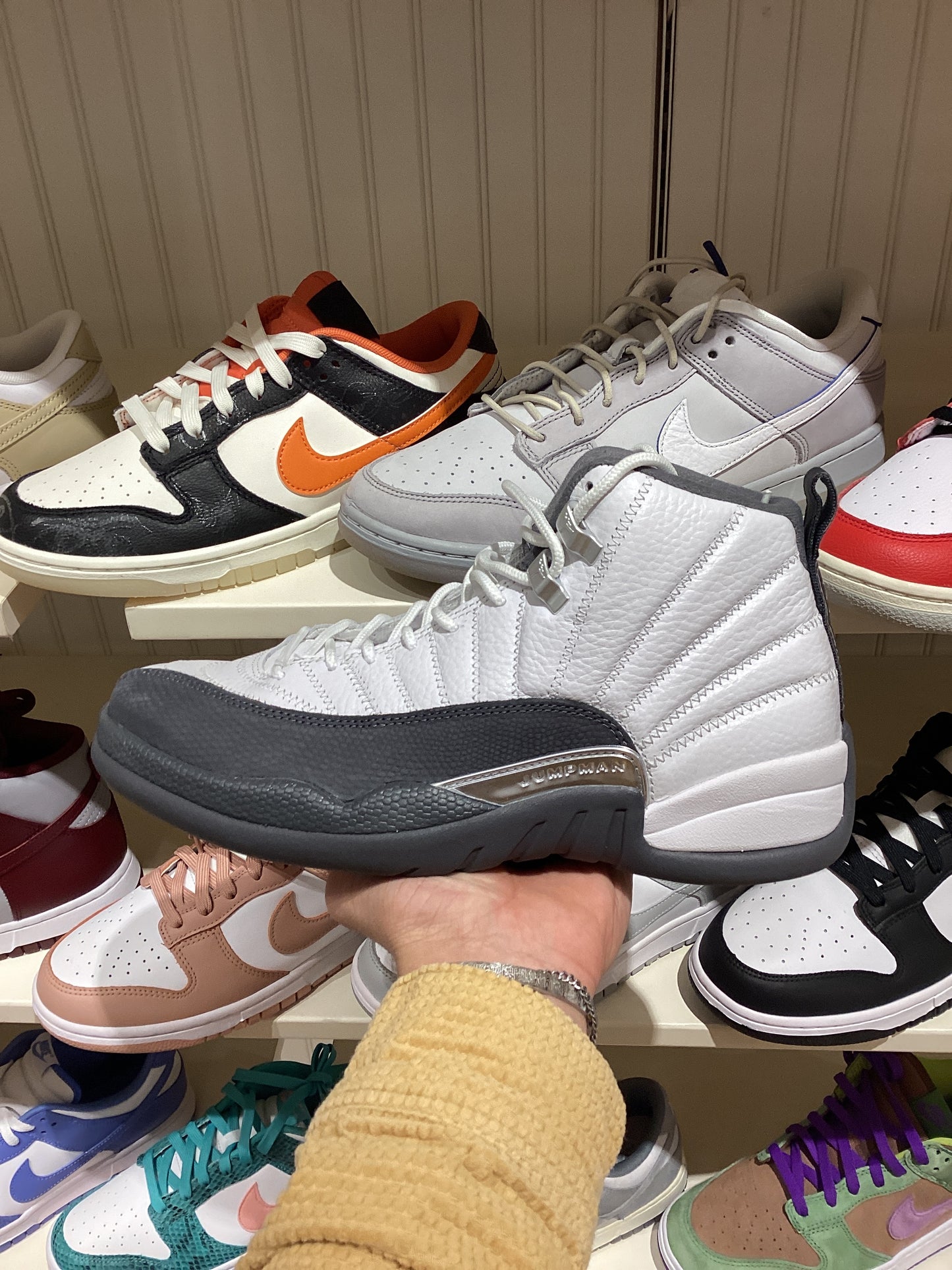 Air Jordan 12 Retro Dark Grey (PRE-OWNED)