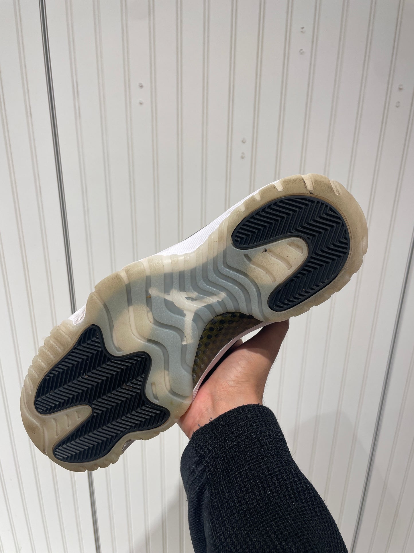 Jordan 11 Retro Defining Moments (PRE-OWNED)