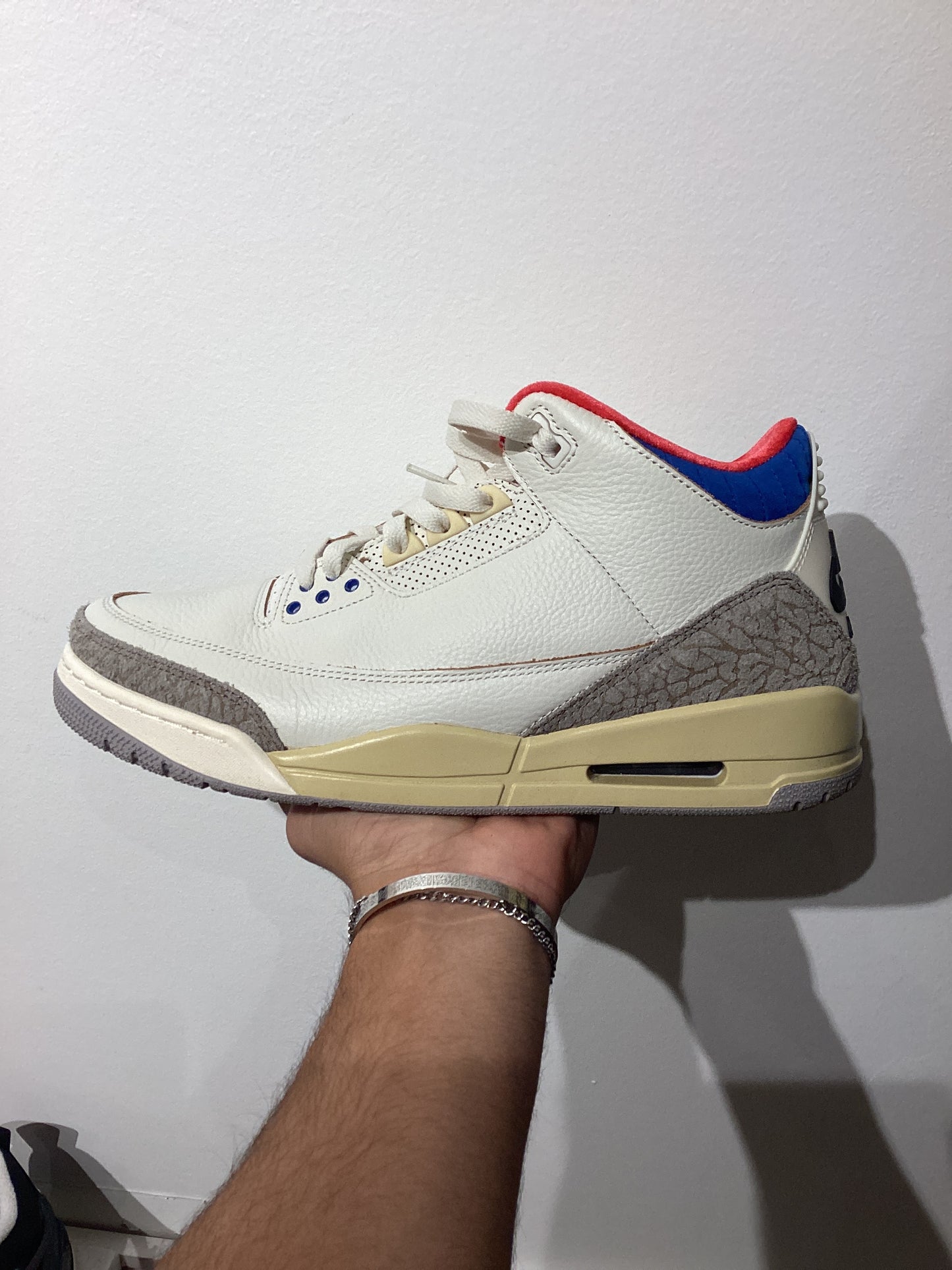 Air Jordan 3 Retro Seoul 2.0 (PRE-OWNED)