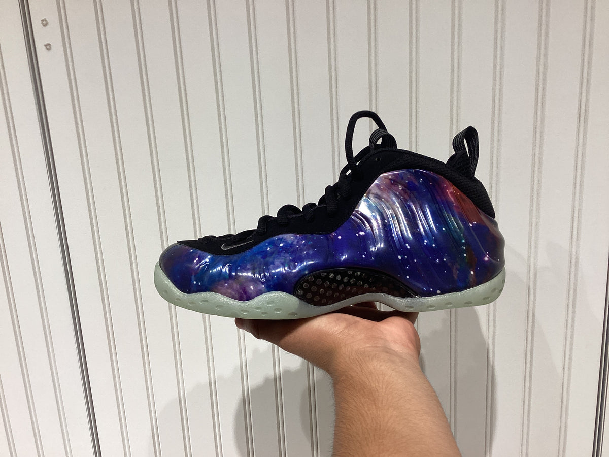 Nike Air Foamposite One Galaxy
2025 (PRE-OWNED)