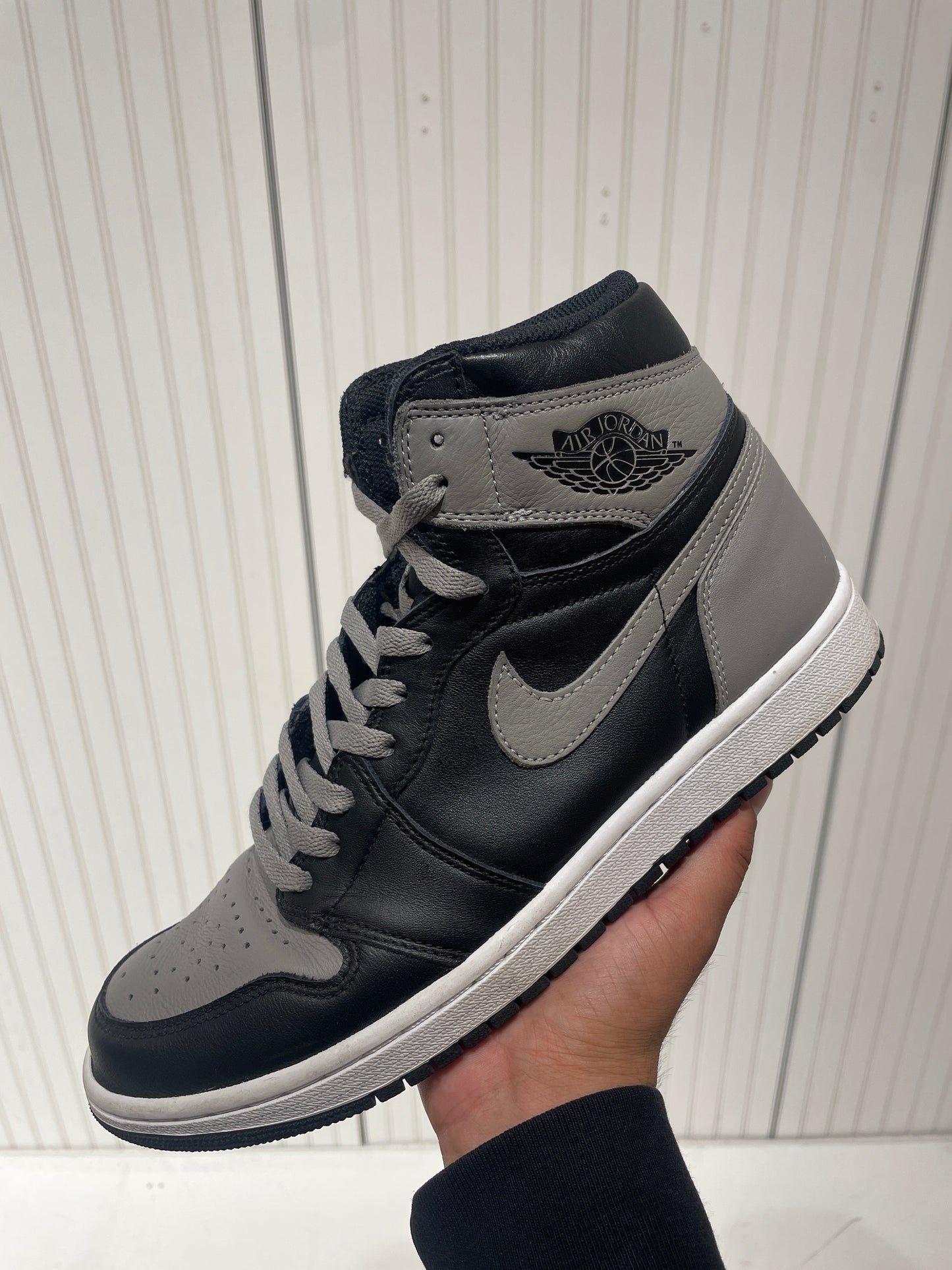 Air Jordan 1 Retro High OG Shadow OG (PRE-OWNED)