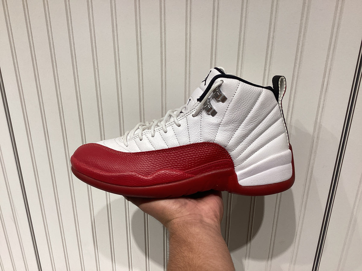 Air Jordan 12 Retro Cherry (PRE-OWNED)