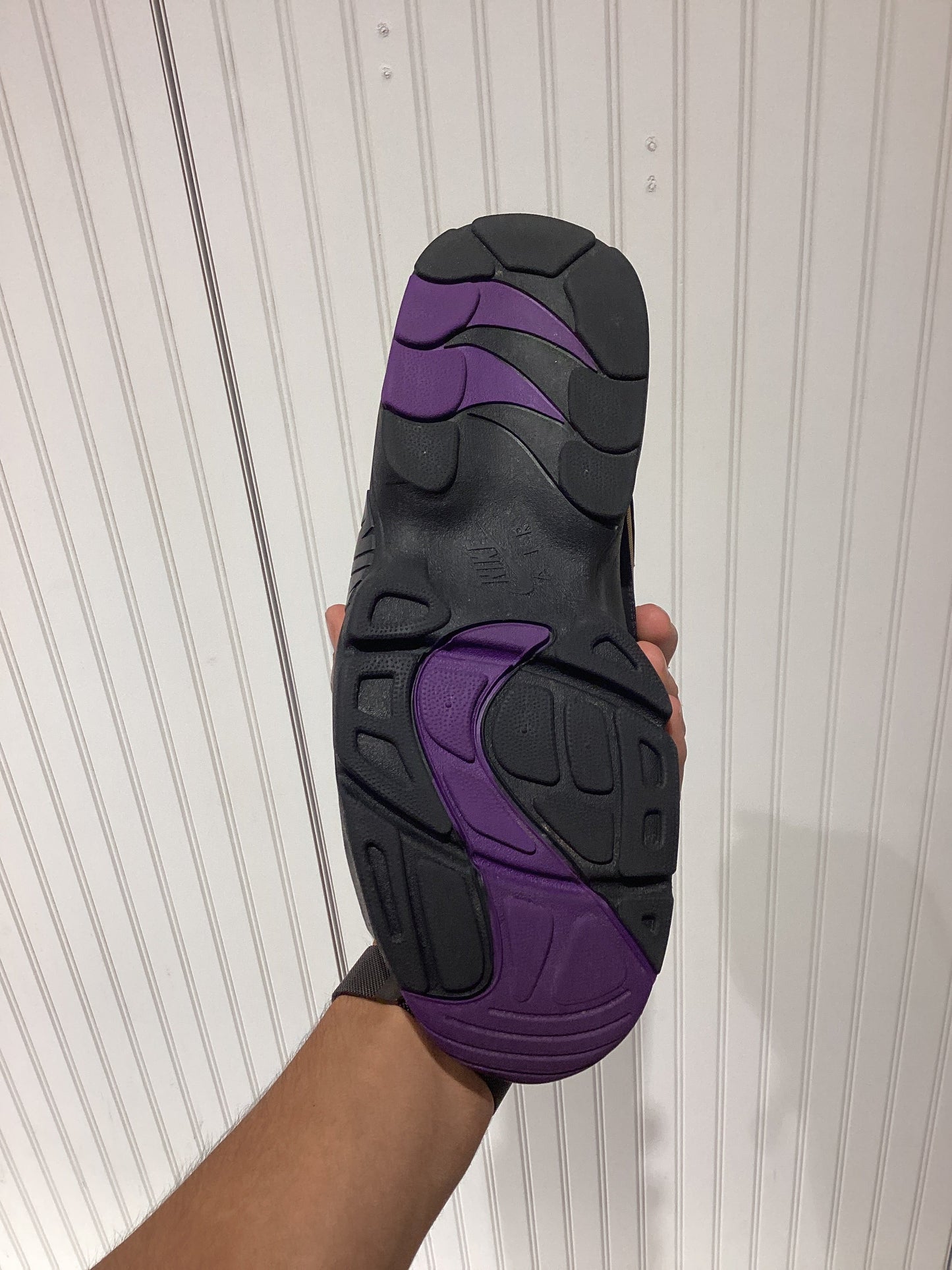 Nike Air Diamond Turf (PREOWNED)