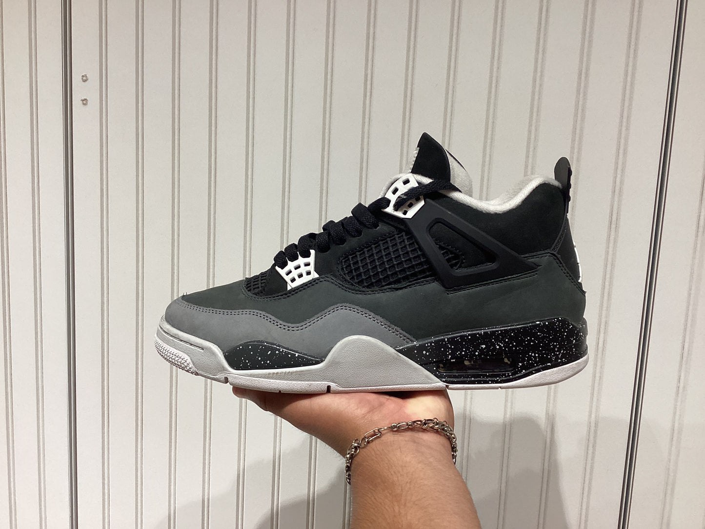 Jordan 4 Fear (PRE-OWNED)