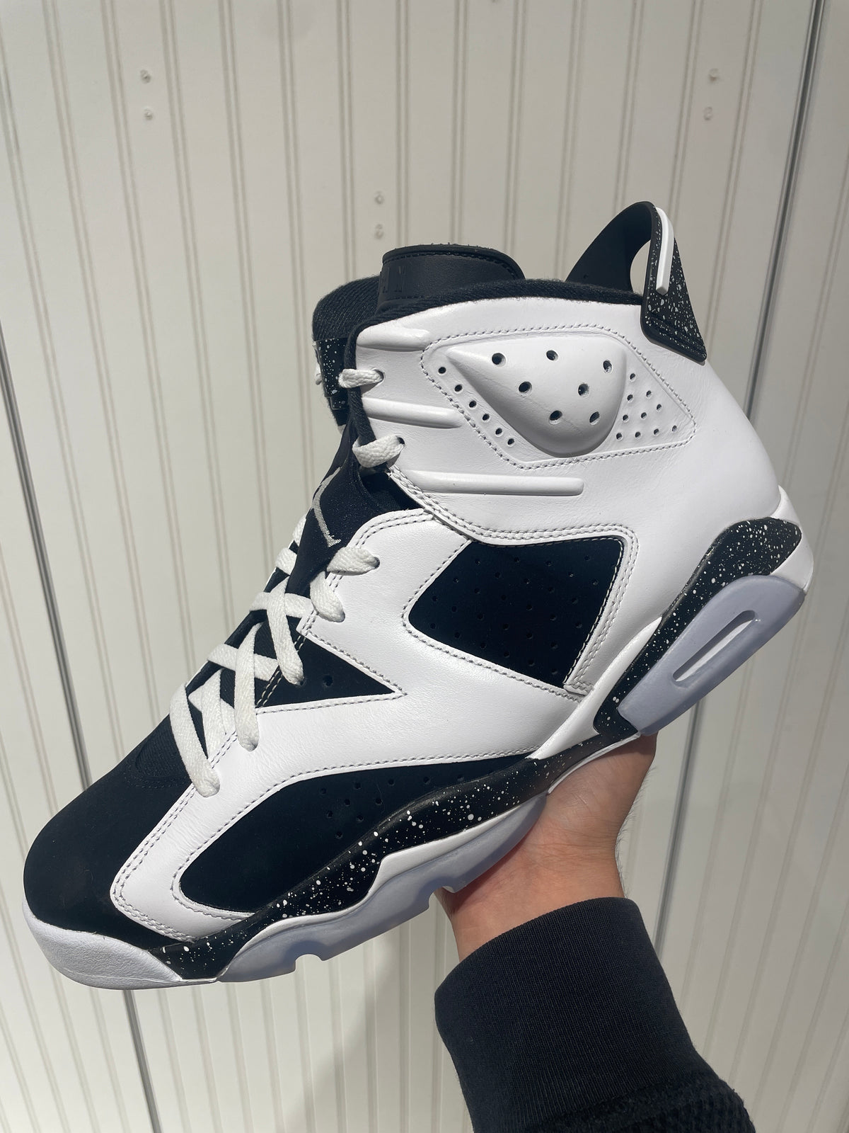 Air Jordan 6 Retro Oreo (PREOWNED)