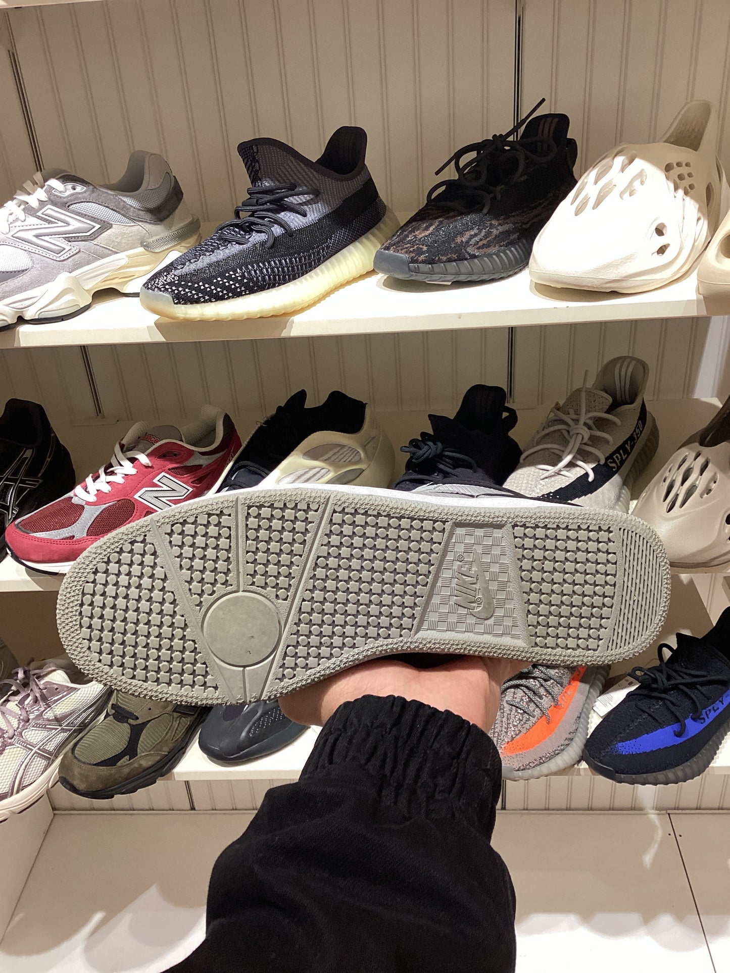 Travis Scott × Nike Mac Attack SP
Cactus Mac (PRE-OWNED)