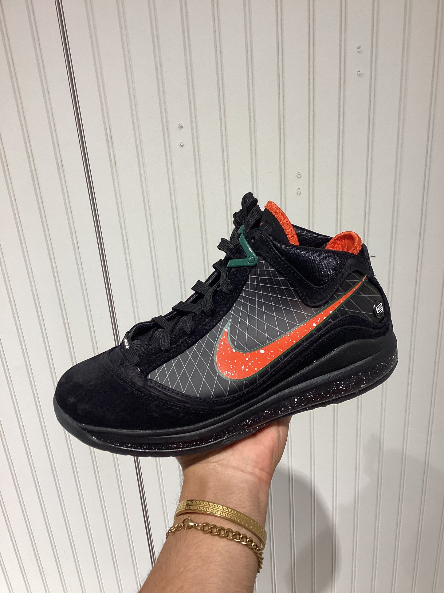 Florida A&M University ×
Nike LeBron 7 Retro Rattlers (PRE-OWNED)