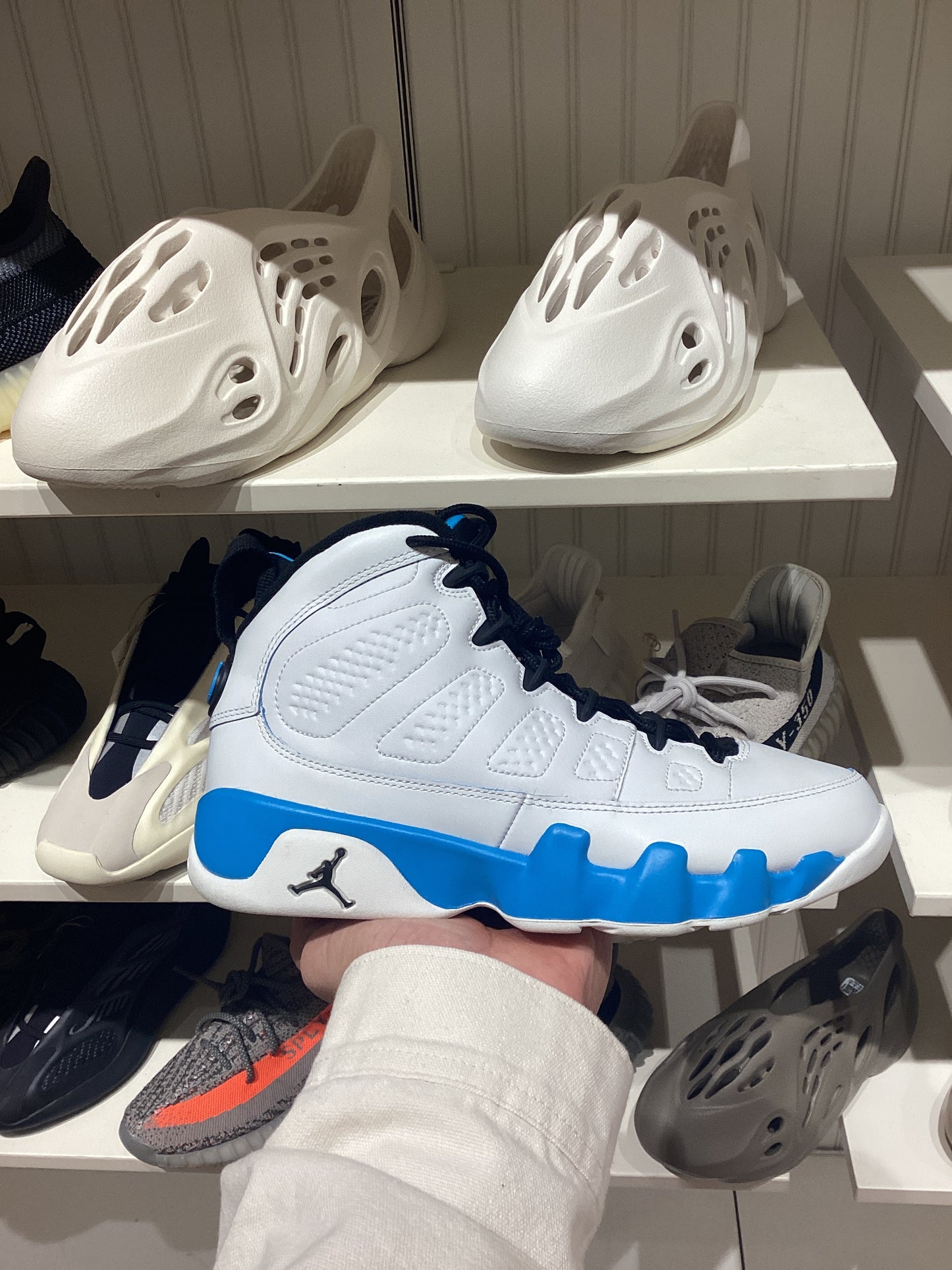 Air Jordan 9 Retro GS Powder
Blue 2024 (PRE-OWNED)