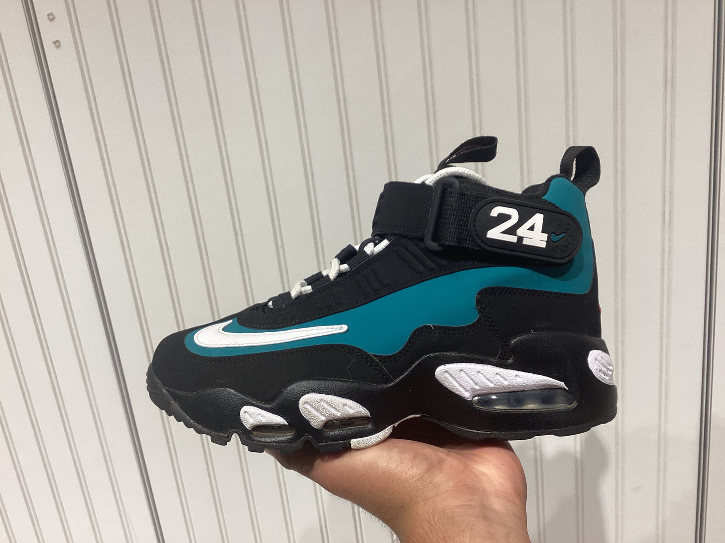 Nike Air Griffey Max 1 GS
Freshwater 2021 (PRE-OWNED)