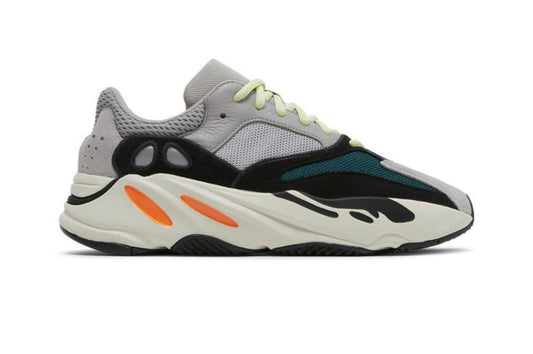 Adidas Yeezy Boost 700 Wave
Runner (WORN ONCE)