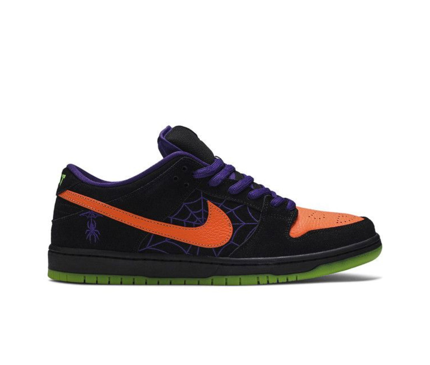 Nike Dunk Low SB Night of
Mischief (PRE-OWNED)