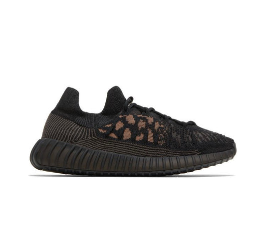 adidas Yeezy Boost 350 V2
CMPCT Slate Carbon (WORN-ONCE)