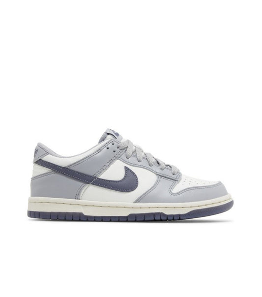 Dunk Low Platinum Tint GS
