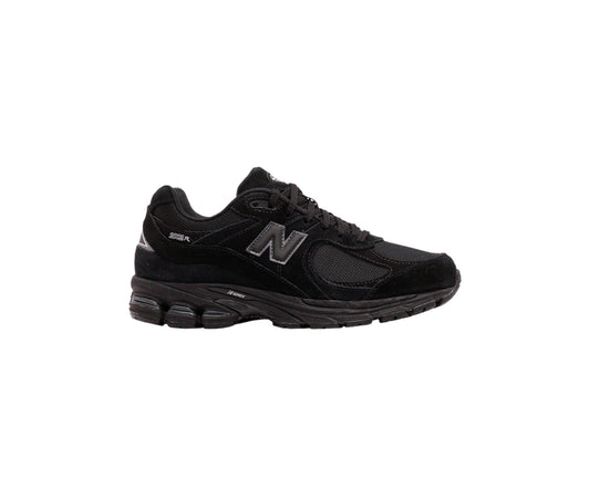 New Balance 2002R Black
Metallic (PRE-OWNED)
