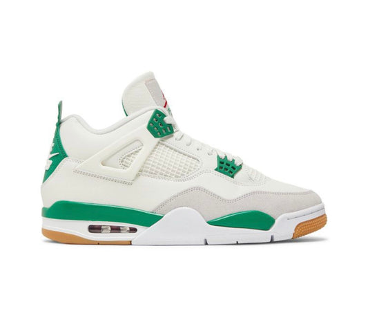 Nike SB x Air Jordan 4 Retro
Pine Green