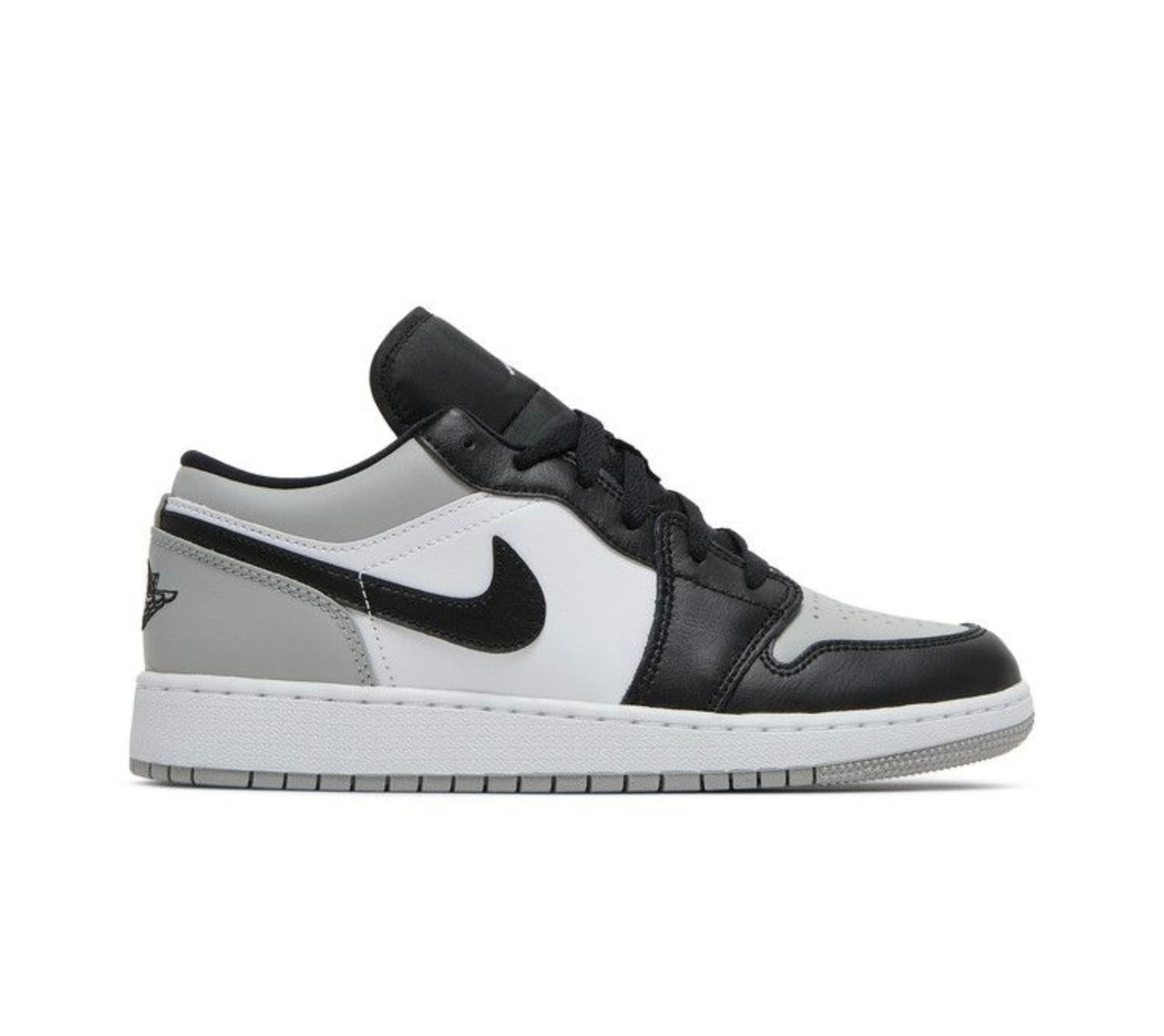 Air Jordan 1 Low GS Light Smoke
Grey