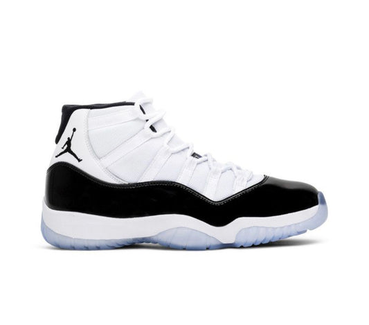 Air Jordan 11 Retro Concord 2018 (PRE-OWNED)