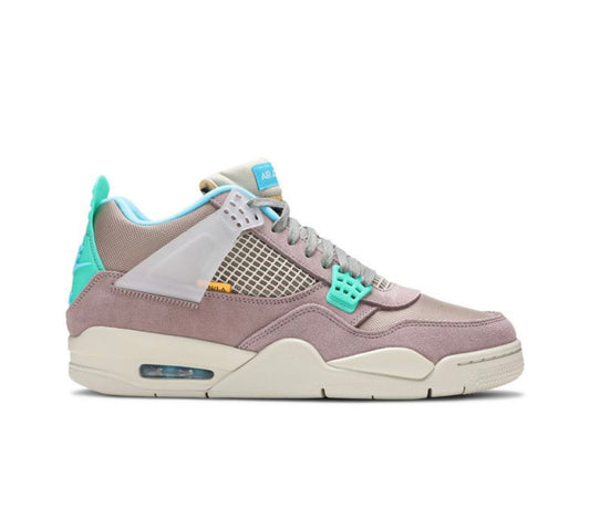 Union LA x Air Jordan 4 Retro
Taupe Haze (PRE-OWNED)