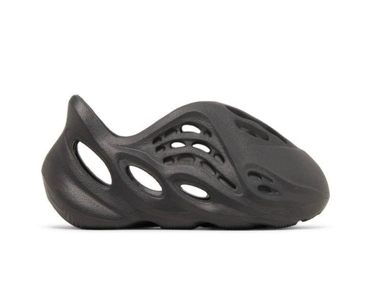 adidas Yeezy Foam Runner Infants
Onyx