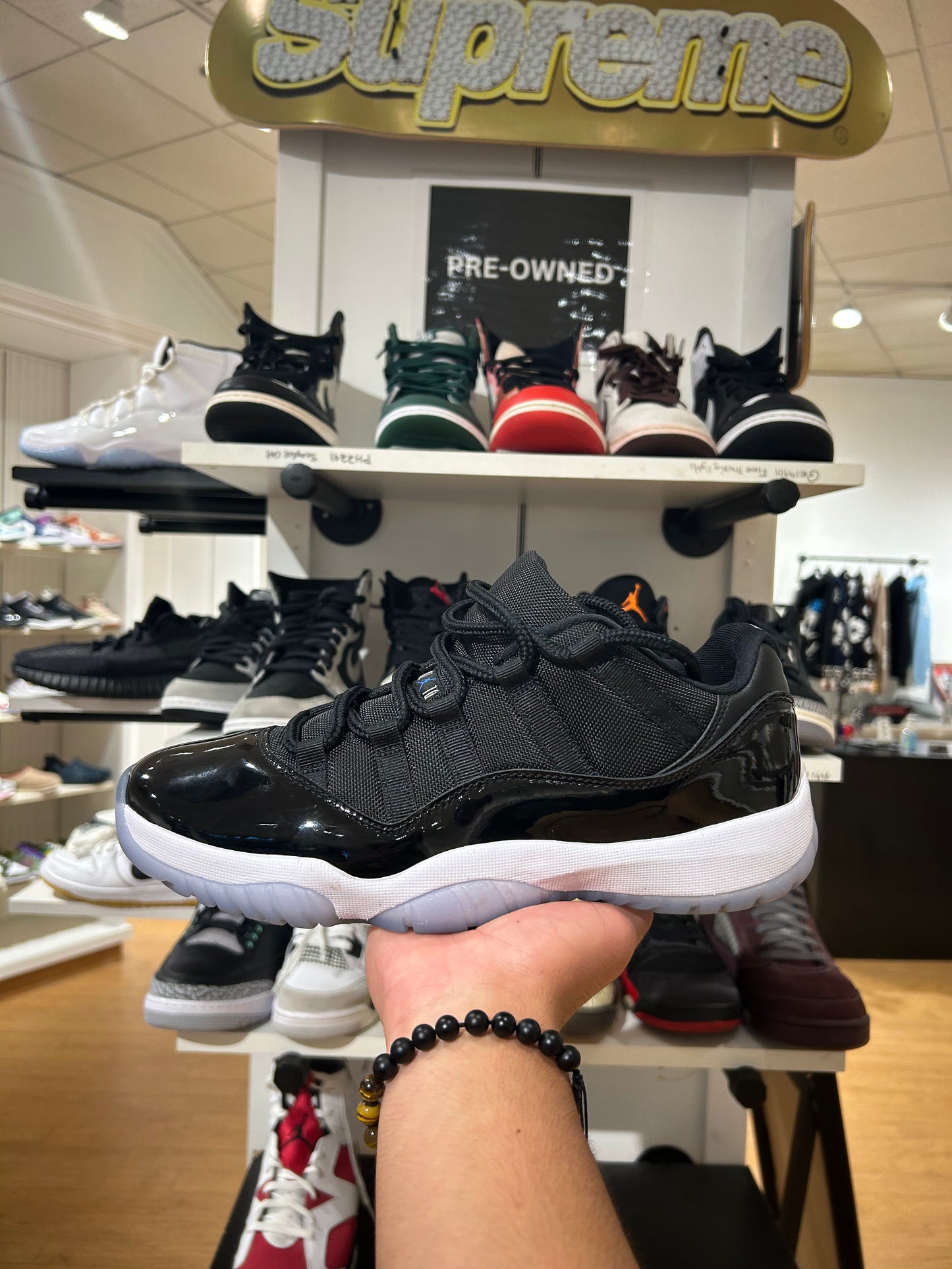 Jordan 11 Low Space Jam (PRE-OWNED)