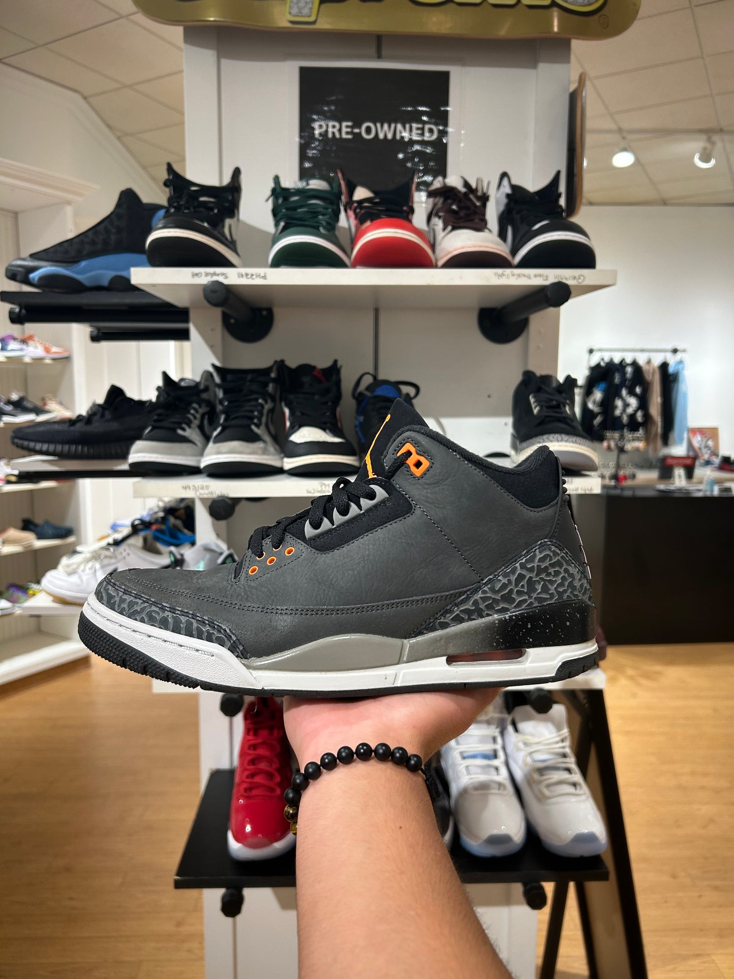 Jordan 3 Fear (PREOWNED)