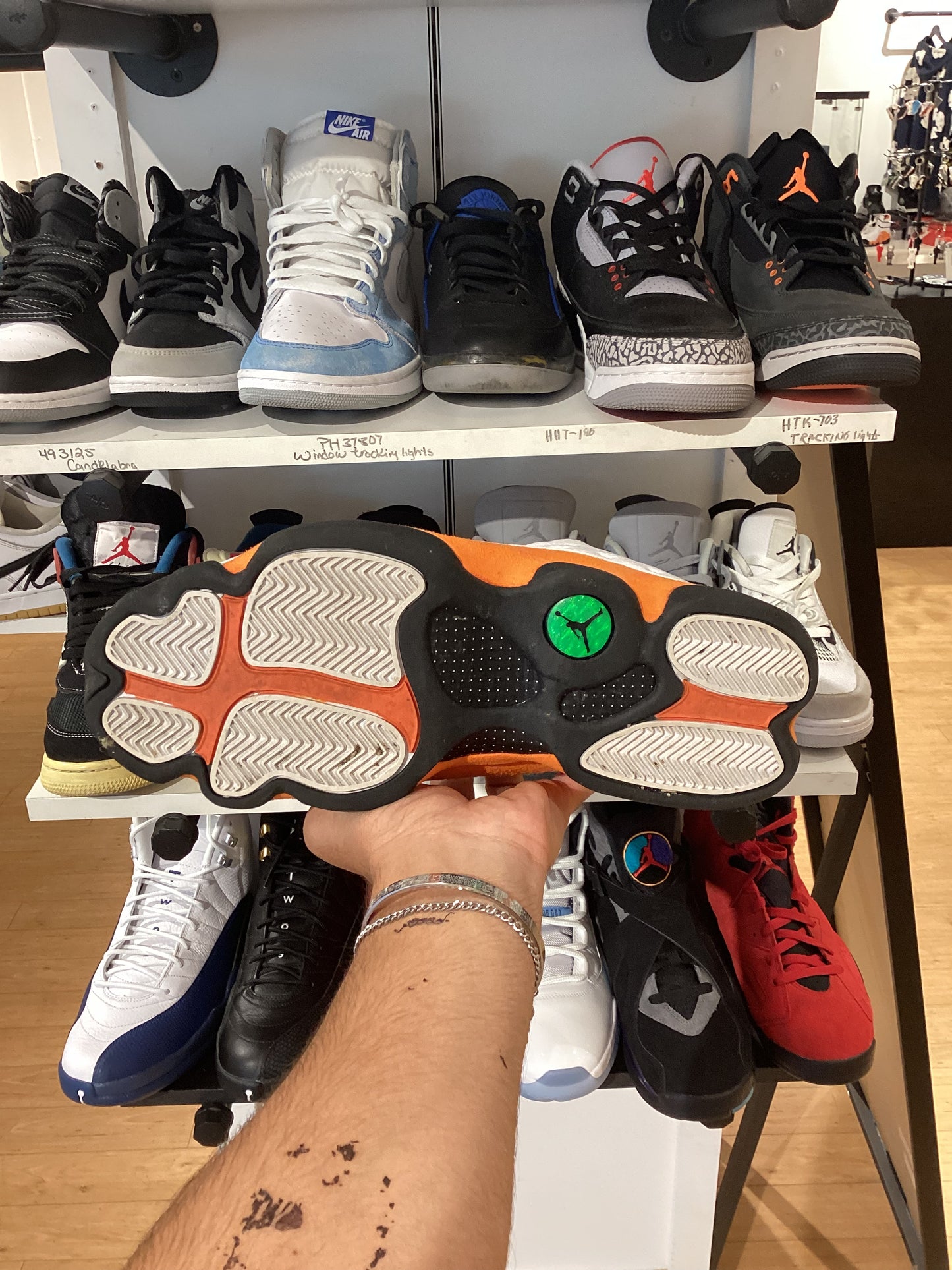 Air Jordan 13 Retro Starfish (PRE-OWNED)
