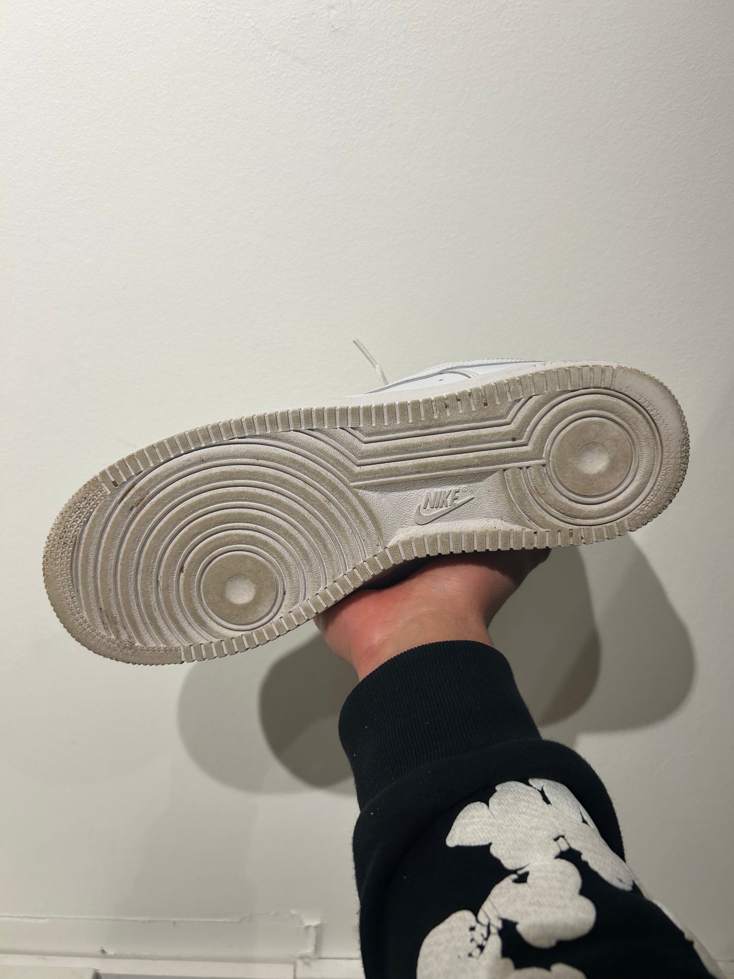 Nike Air Force 1'07 Triple White (PRE-OWNED)