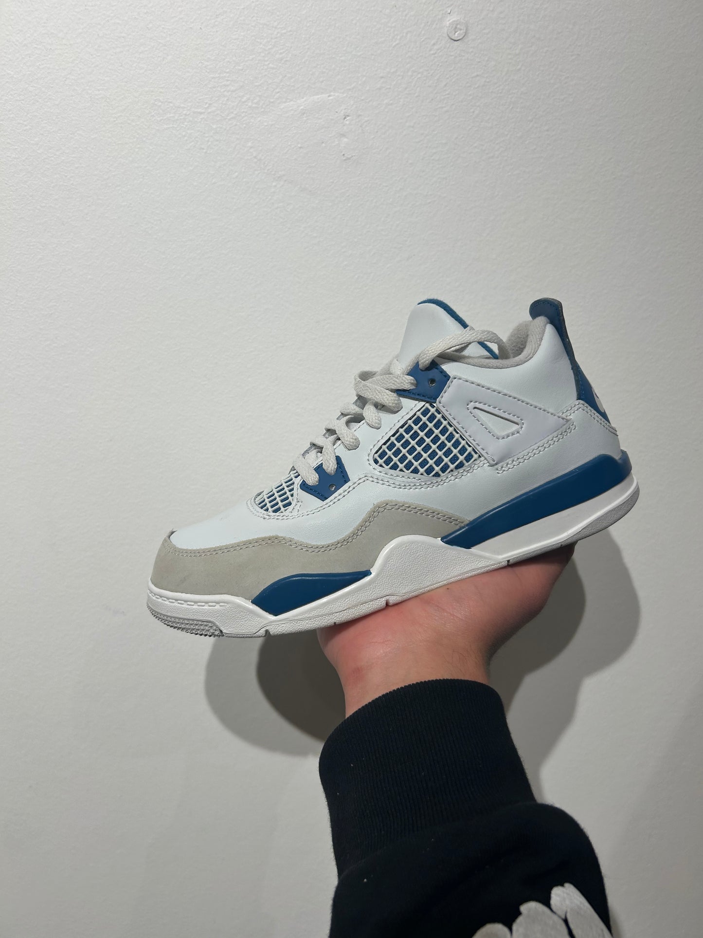 Air Jordan 4 Retro PS Military Blue
2024 (PRE-OWNED)