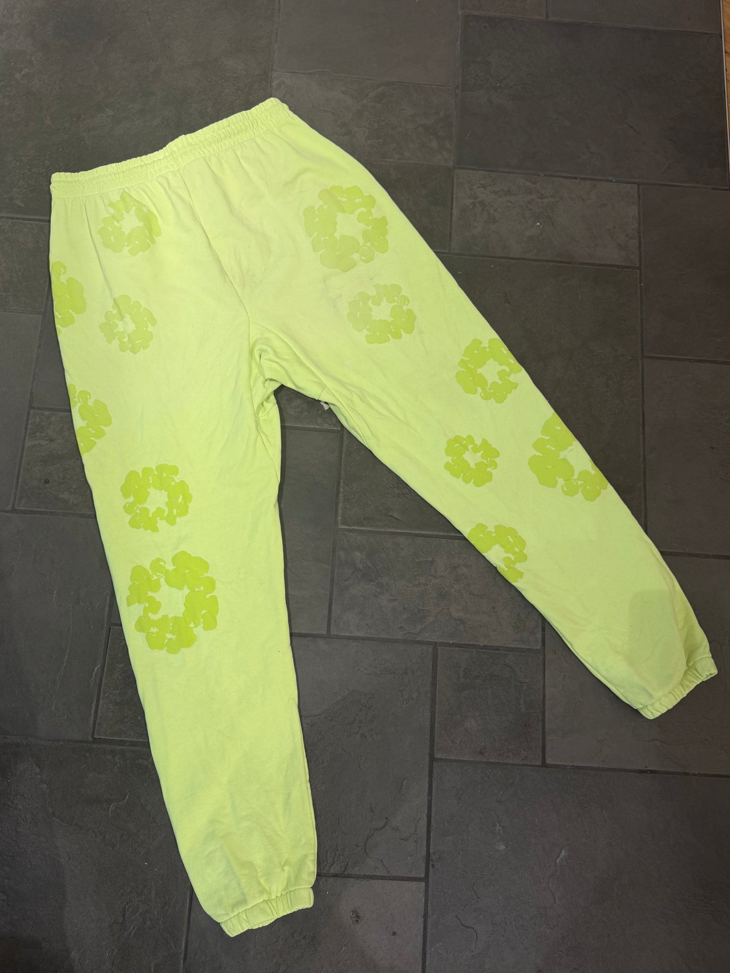 Denim Tears Mono Cotton Wreath
Sweatpants Neon Green (Vintage/PRE-OWNED)