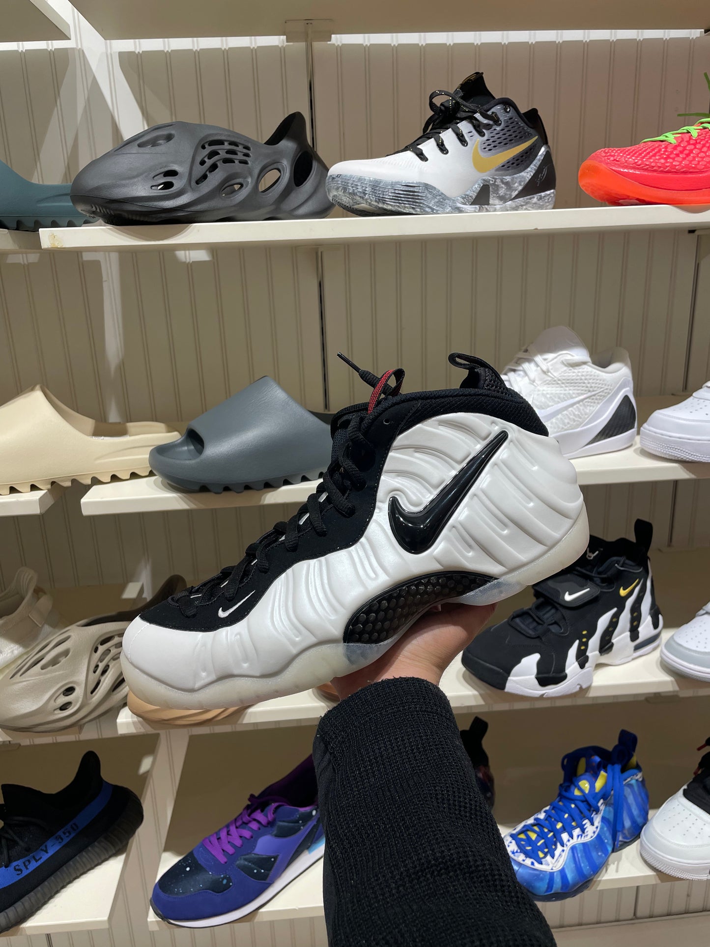 Air Foamposite One Pearl (PRE-OWNED)