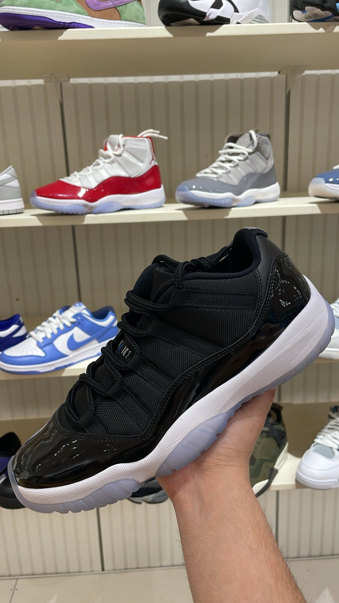 Jordan 11 Low Space Jam (PREOWNED)