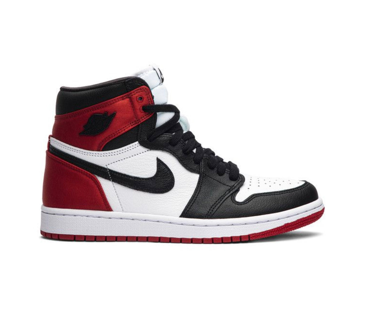 Wmns Air Jordan 1 Retro High Satin Black Toe (PRE-OWNED)