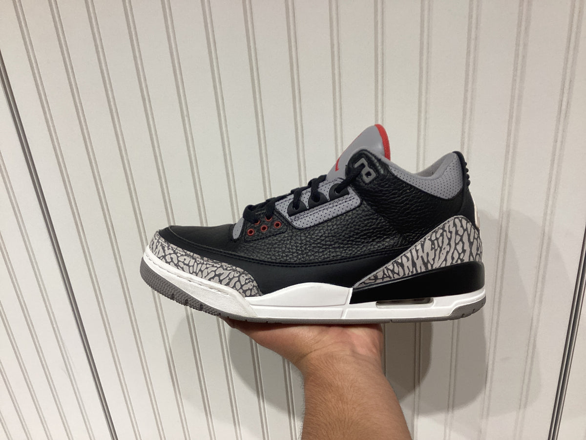 Air Jordan 3 Retro OG Black Cement 2018 (PRE-OWNED)