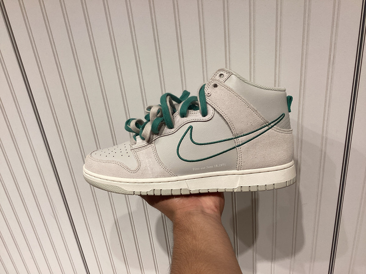 Nike Dunk High SE First Use Pack Green Noise (PRE-OWNED)